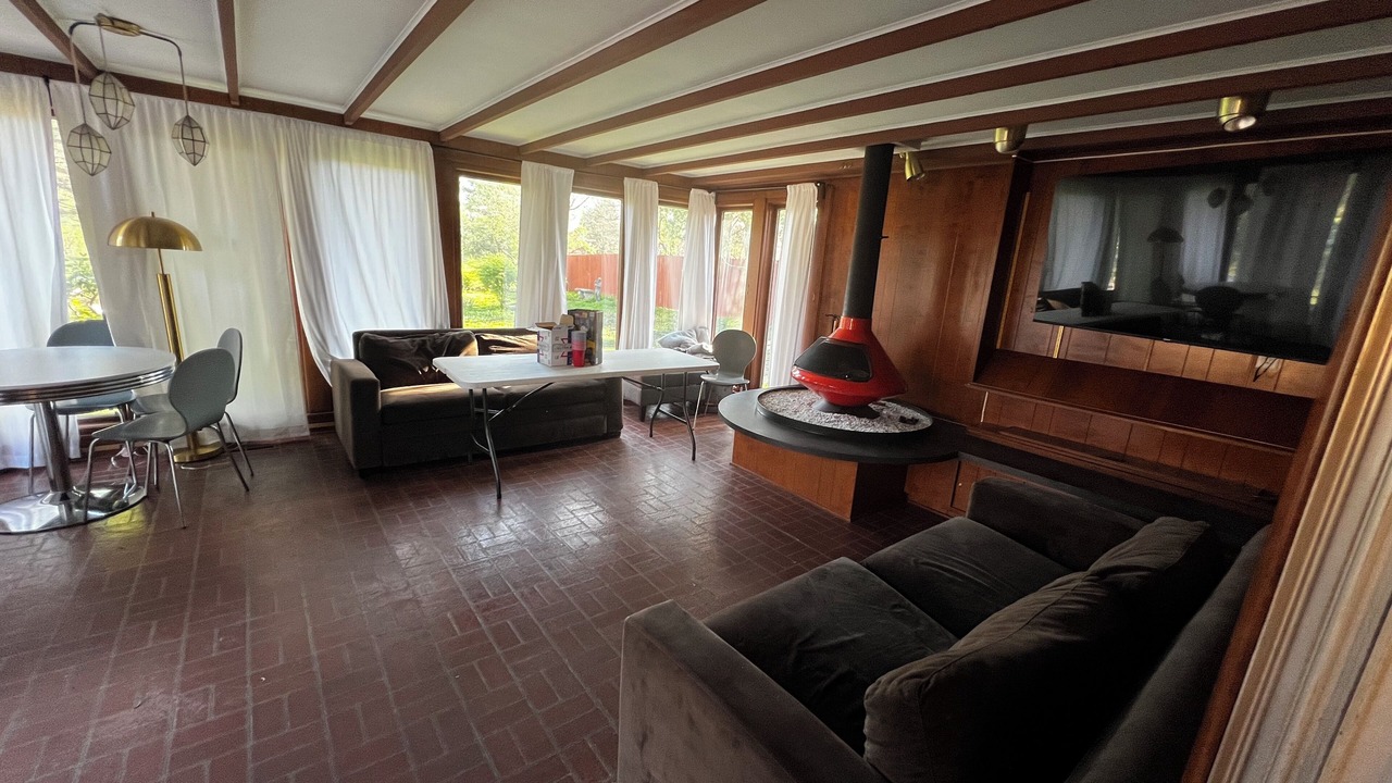 Photo of Livingroom in Ames
