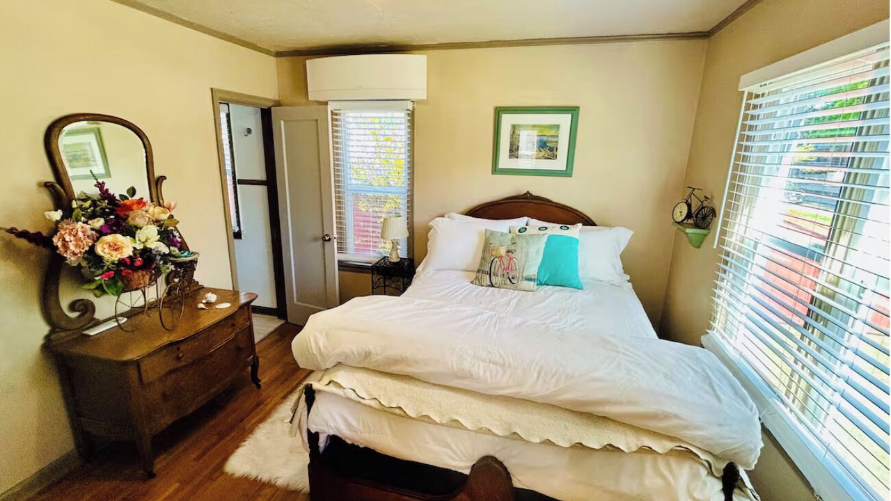Photo of Bedroom in Garden District