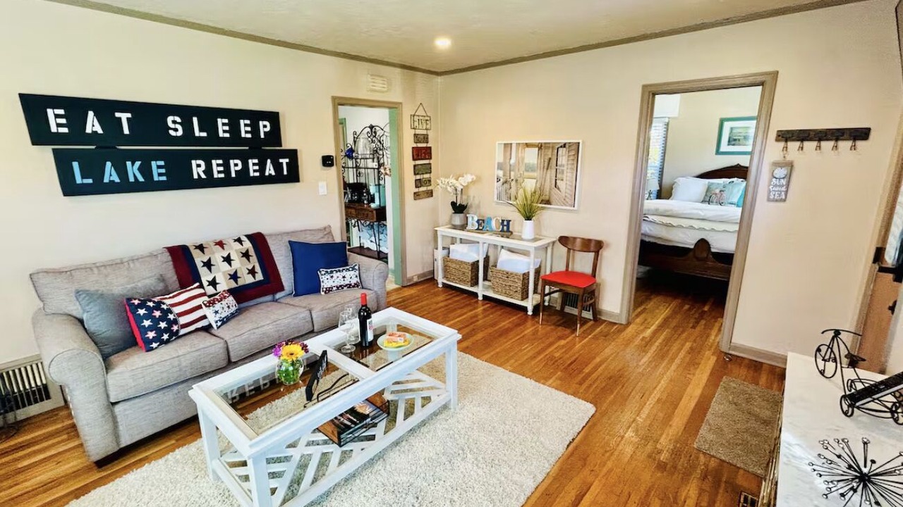 Photo of Livingroom in Garden District