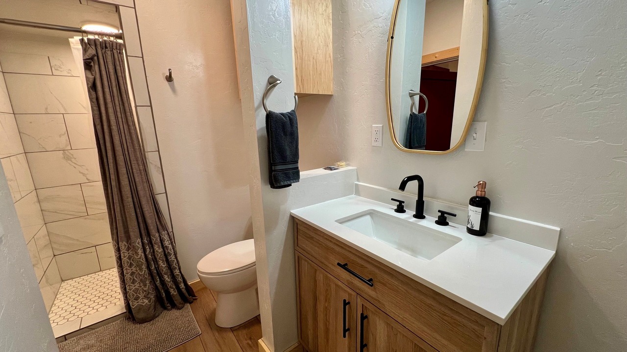 Photo of Bathroom in Salmon