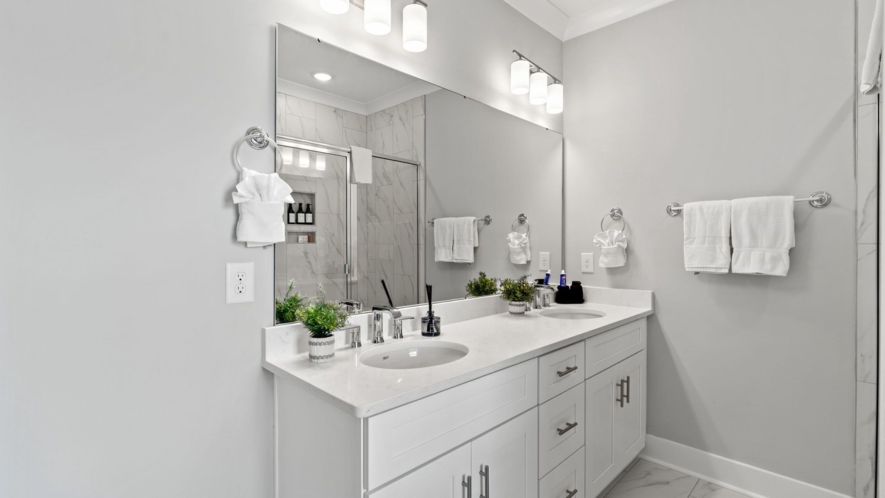 Photo of Bathroom in Longs