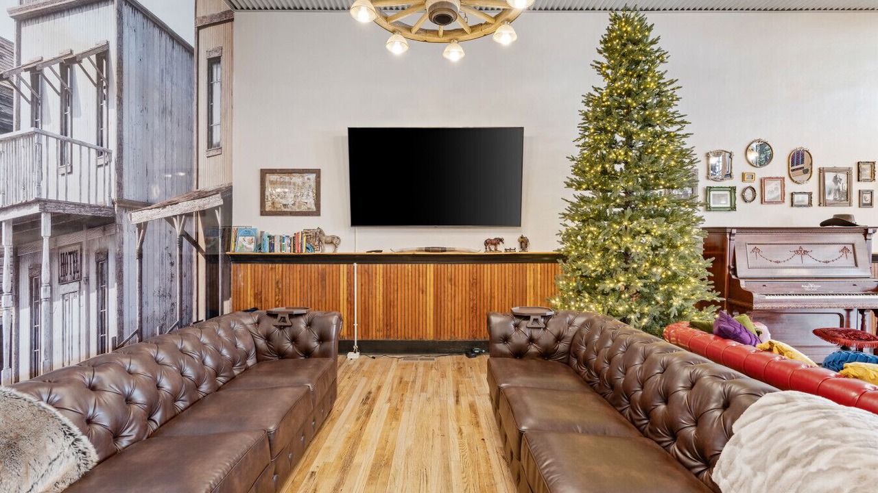 Photo of Livingroom in Ashton
