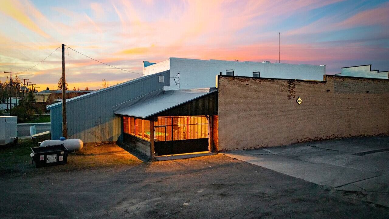 Photo of Outdoor in Ashton