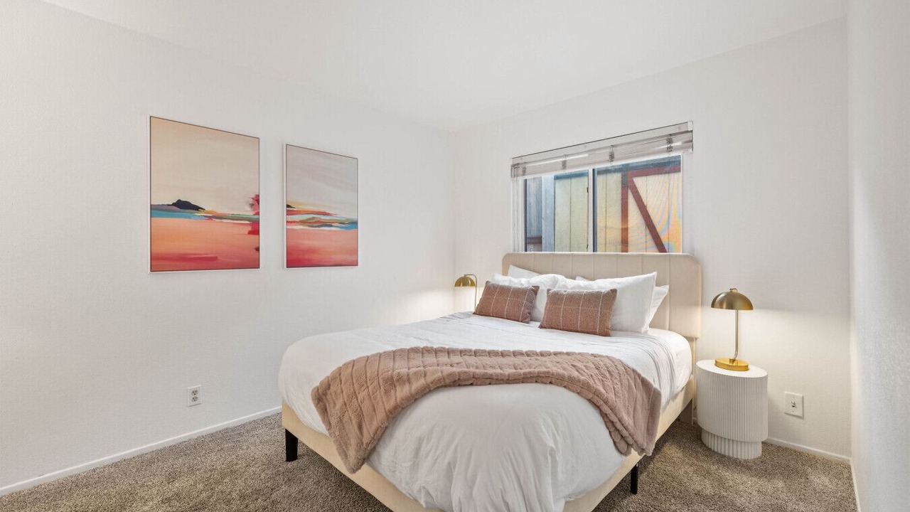 Photo of Bedroom in Bay Terraces