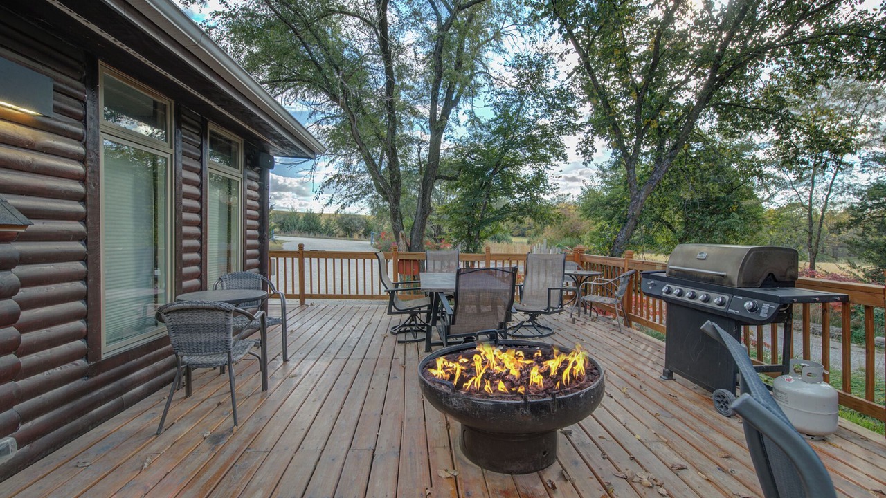 Photo of Outdoor in Ashland