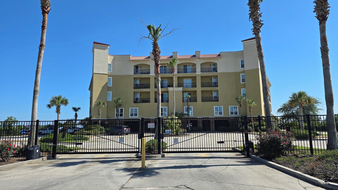 Photo of Outdoor in Henderson Point