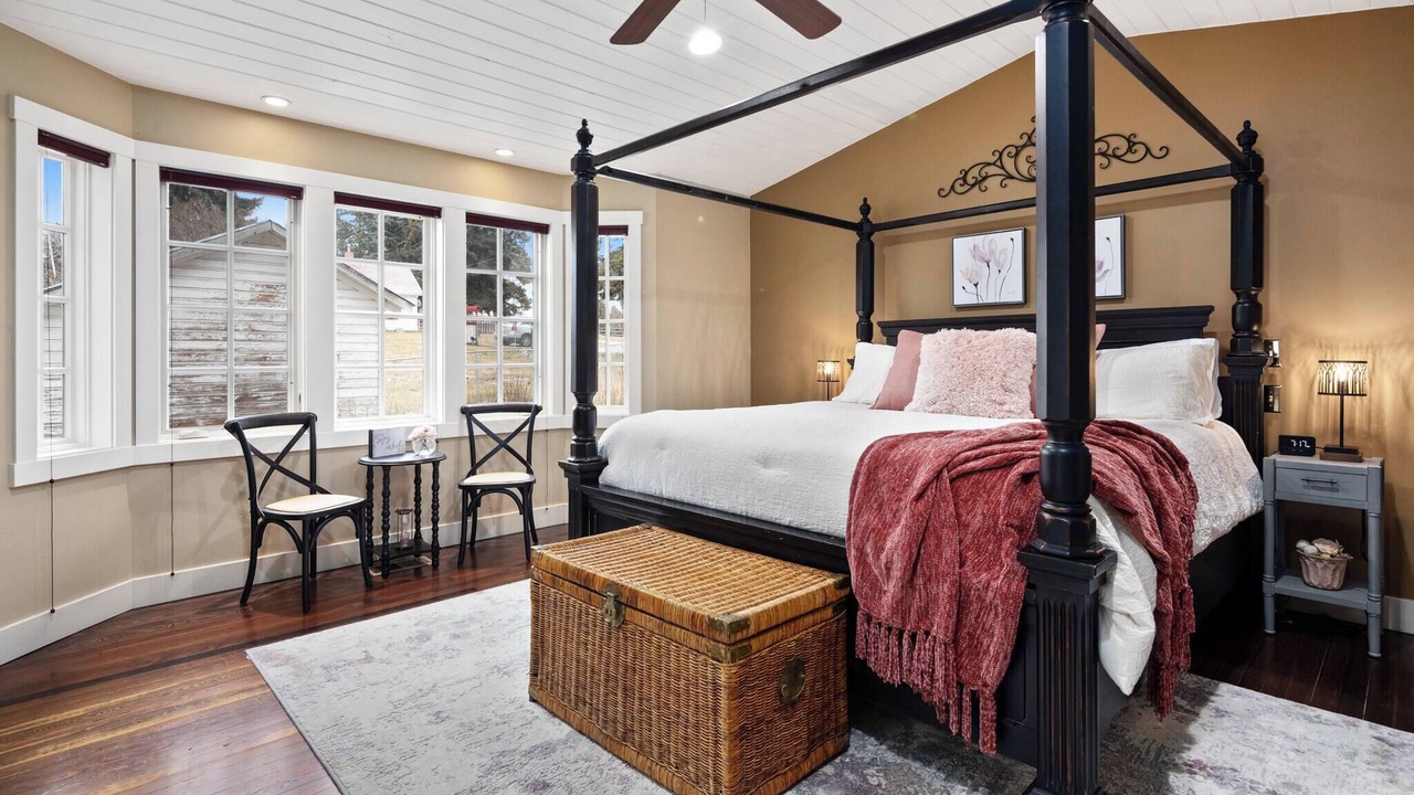 Photo of Bedroom in Bigfork