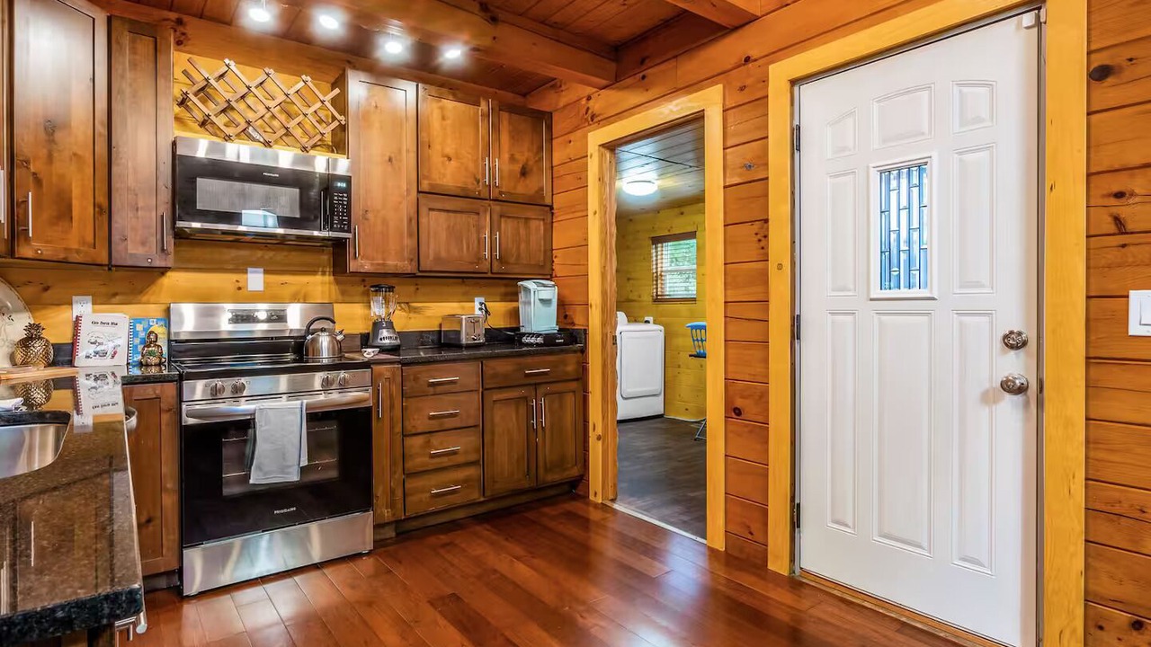 Photo of Kitchen in McArthur