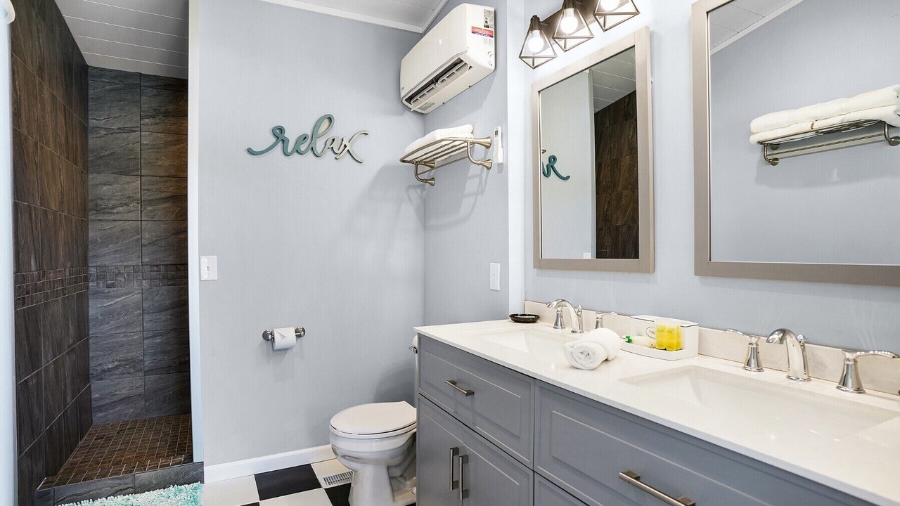 Photo of Bathroom in Ashland