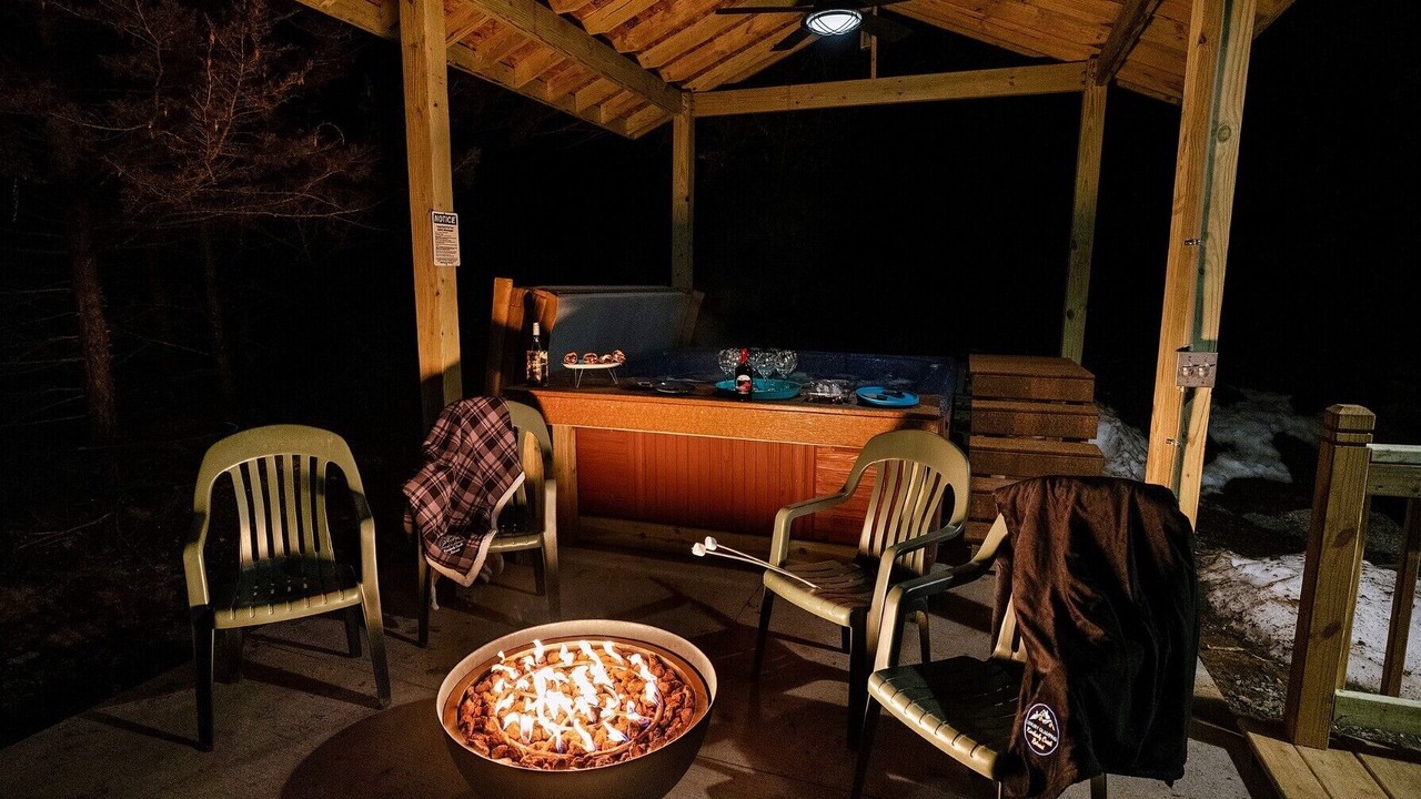 Photo of Outdoor in Ashland