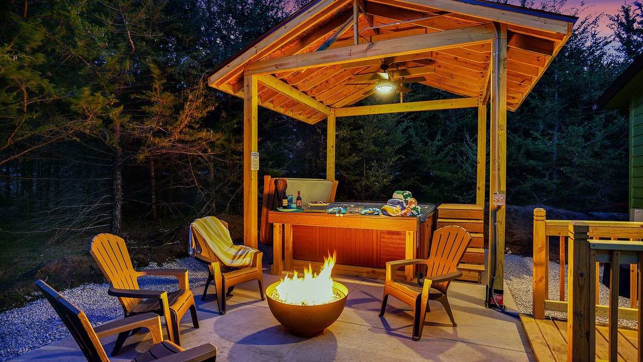 Photo of Outdoor in Ashland