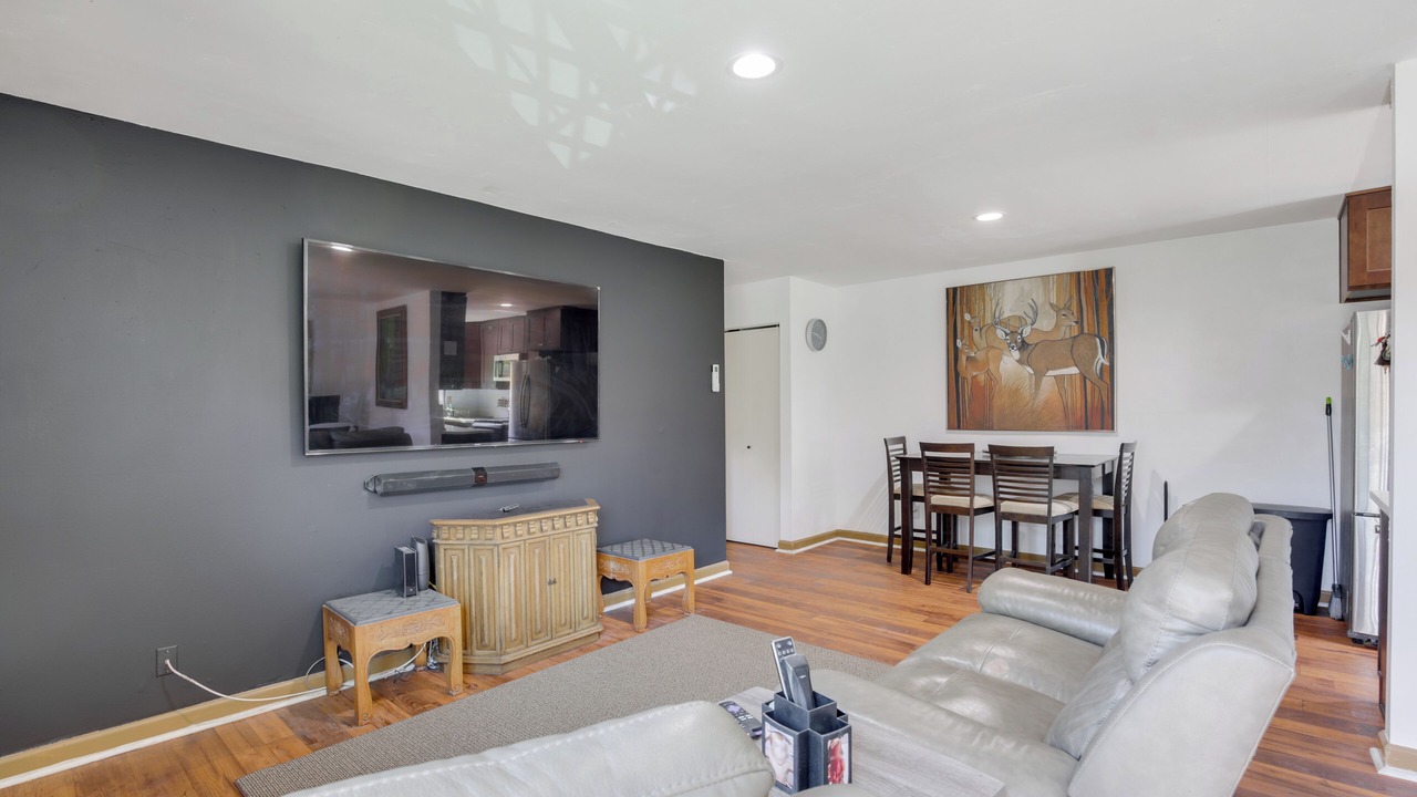 Photo of Livingroom in Rancho Penasquitos