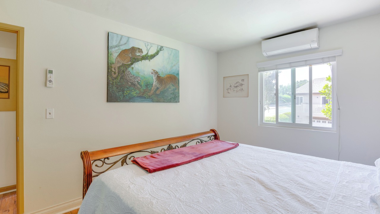 Photo of Bedroom in Rancho Penasquitos