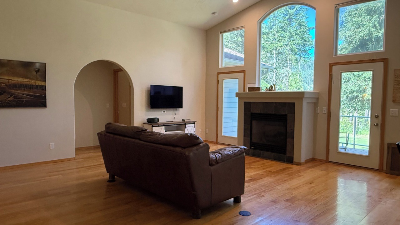 Photo of Livingroom in Rathdrum