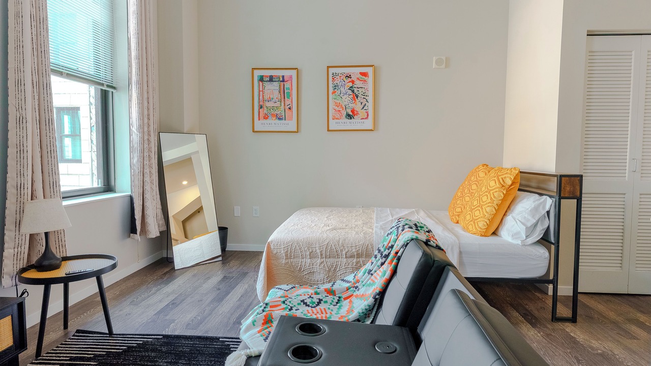 Photo of Bedroom in Downtown Cincinnati