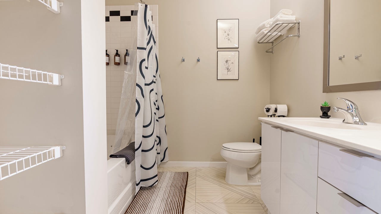 Photo of Bathroom in Downtown Cincinnati