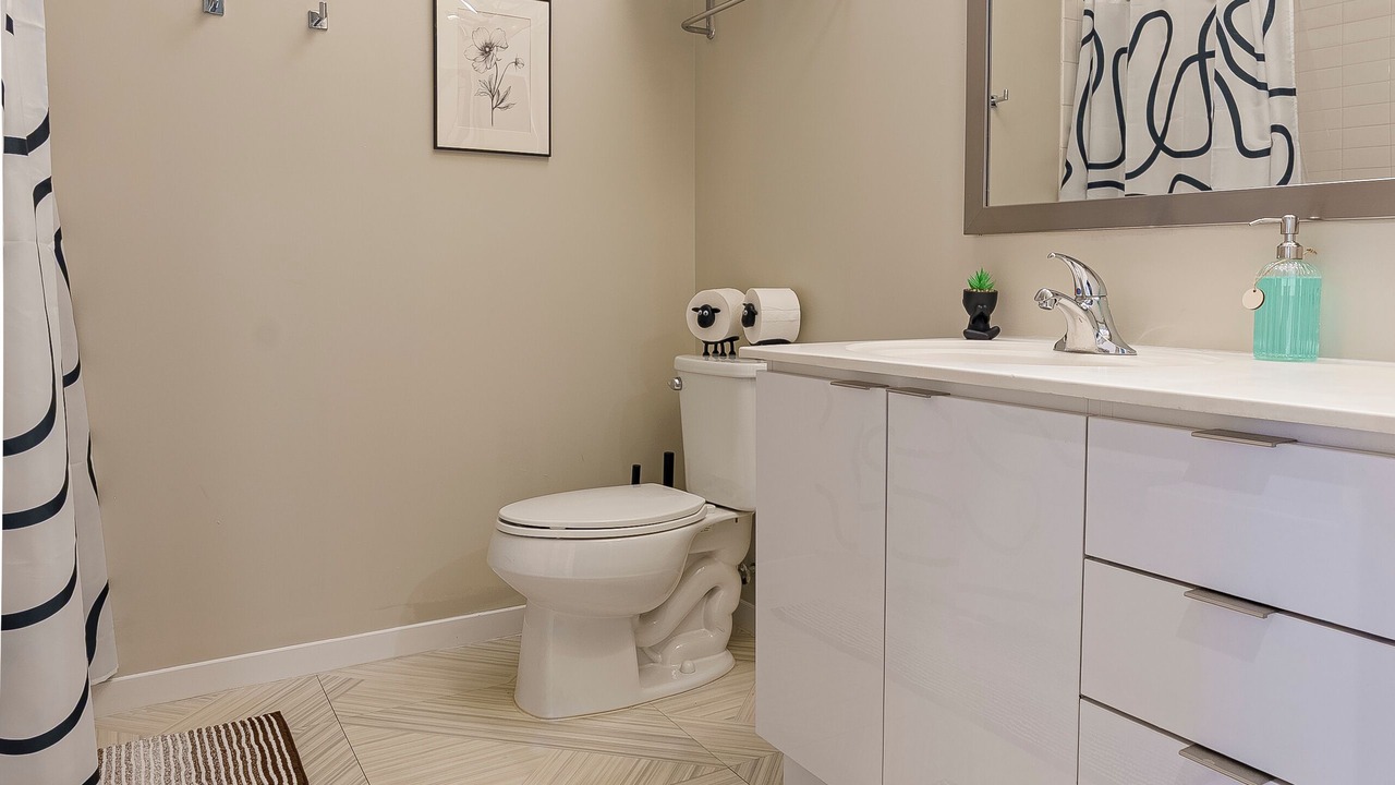 Photo of Bathroom in Downtown Cincinnati
