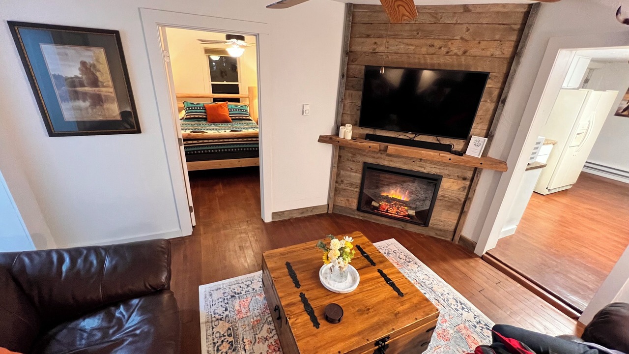 Photo of Livingroom in Thermopolis