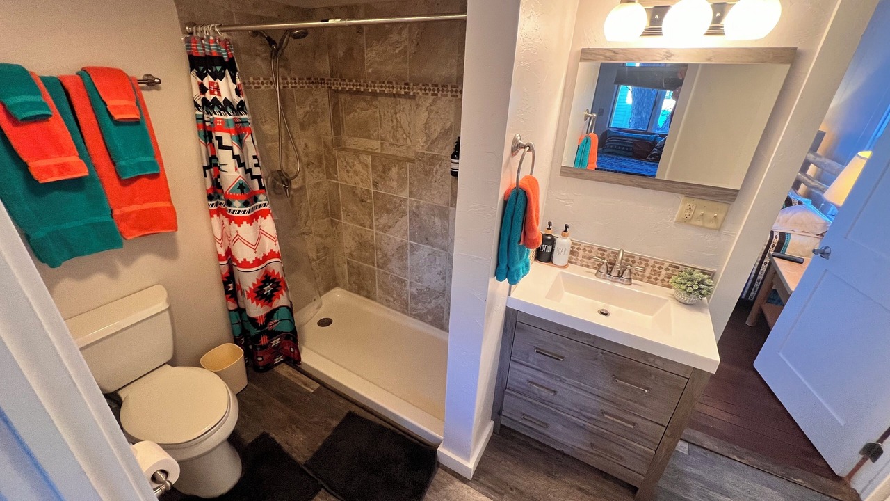 Photo of Bathroom in Thermopolis