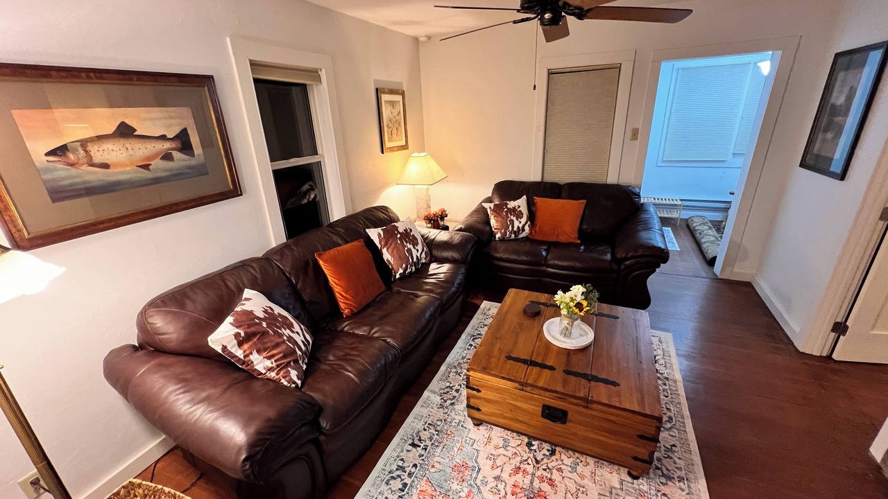 Photo of Livingroom in Thermopolis