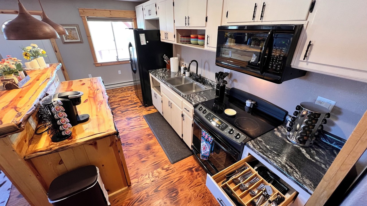 Photo of Kitchen in Thermopolis