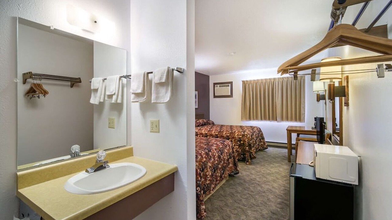 Photo of Bathroom in Medora