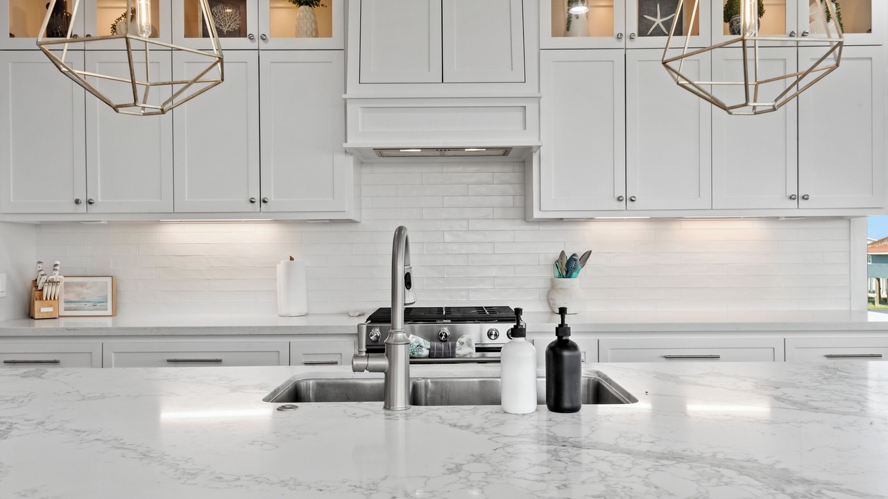 Photo of Kitchen in Jamaica Beach