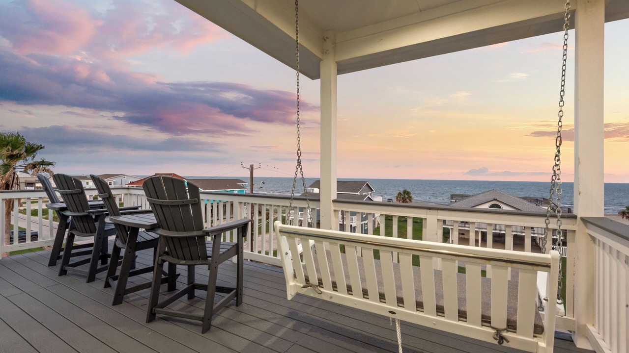 Photo of Patio Balcony in Jamaica Beach