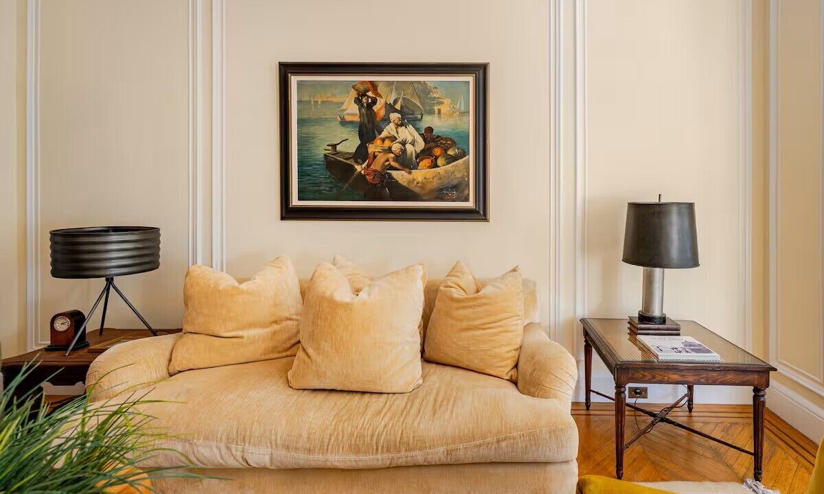 Photo of Livingroom in Nob Hill