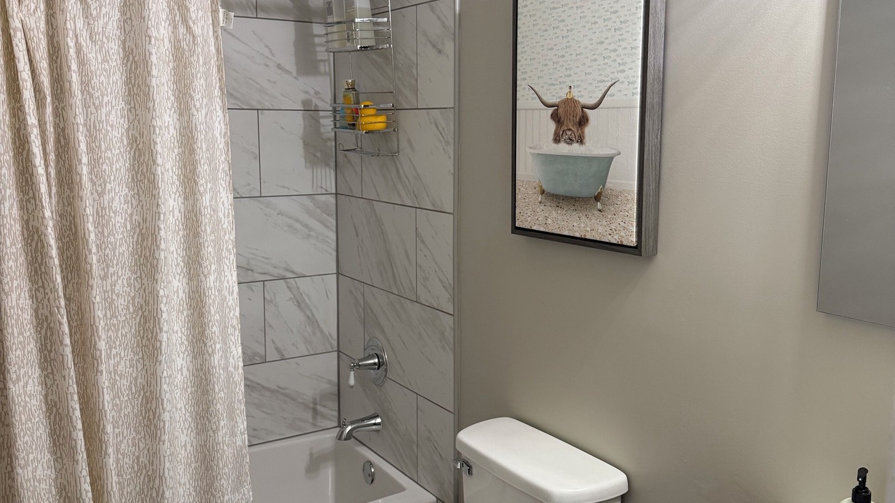 Photo of Bathroom in Collier Heights