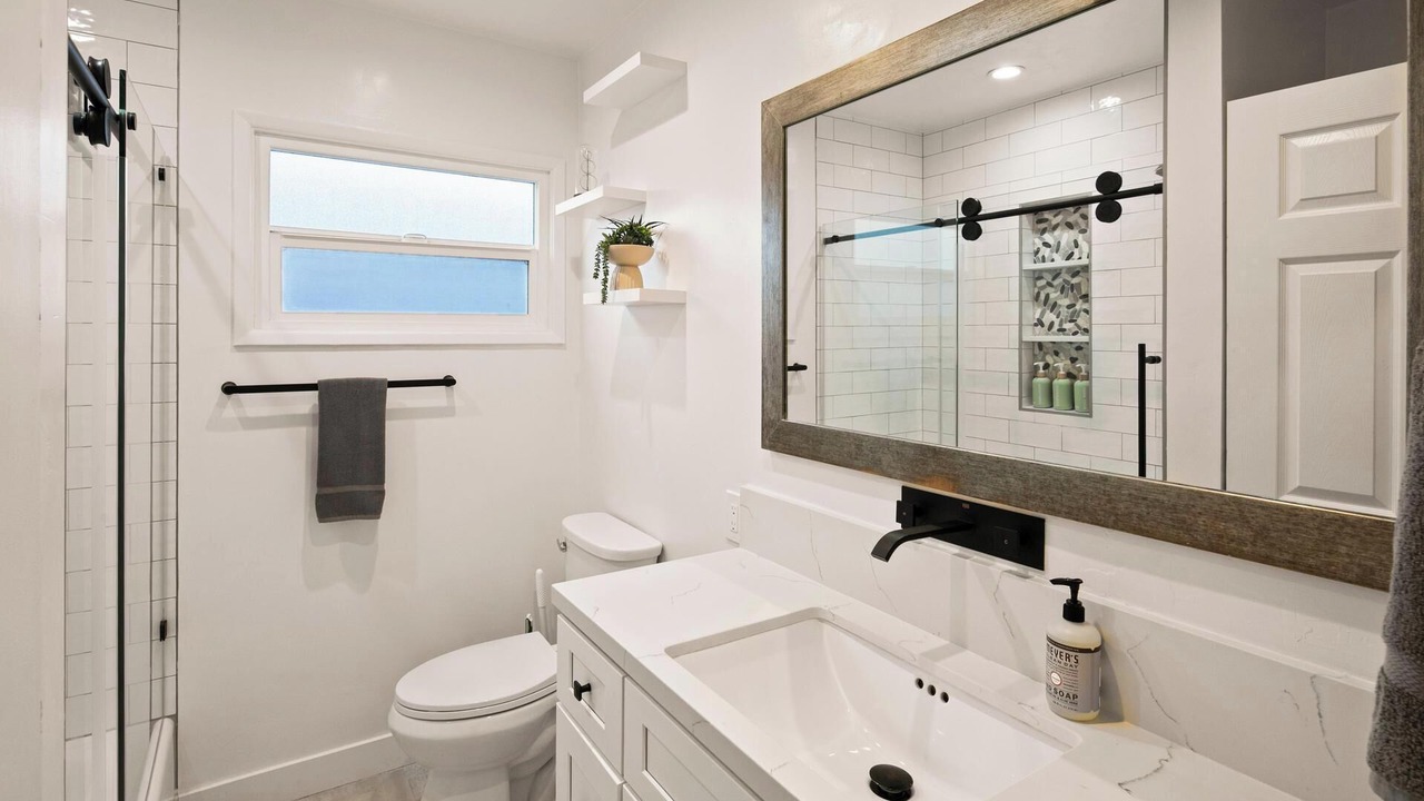 Photo of Bathroom in Point Loma Heights