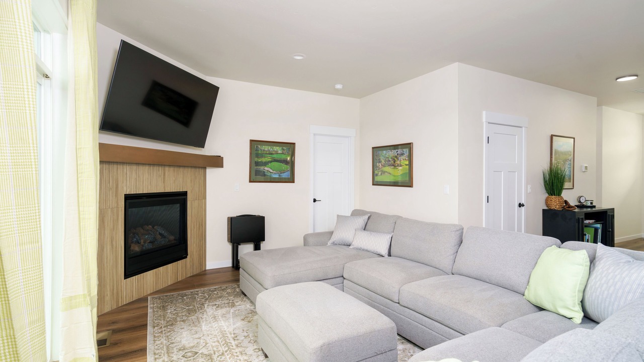 Photo of Livingroom in Post Falls