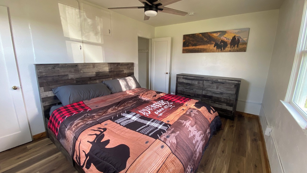 Photo of Bedroom in Glendo