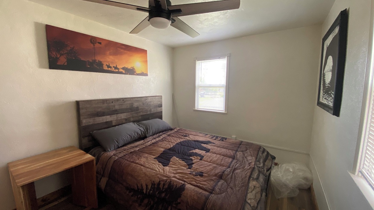Photo of Bedroom in Glendo