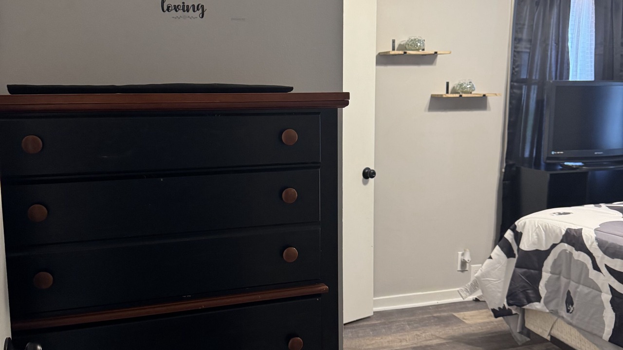 Photo of Bedroom in Clinton