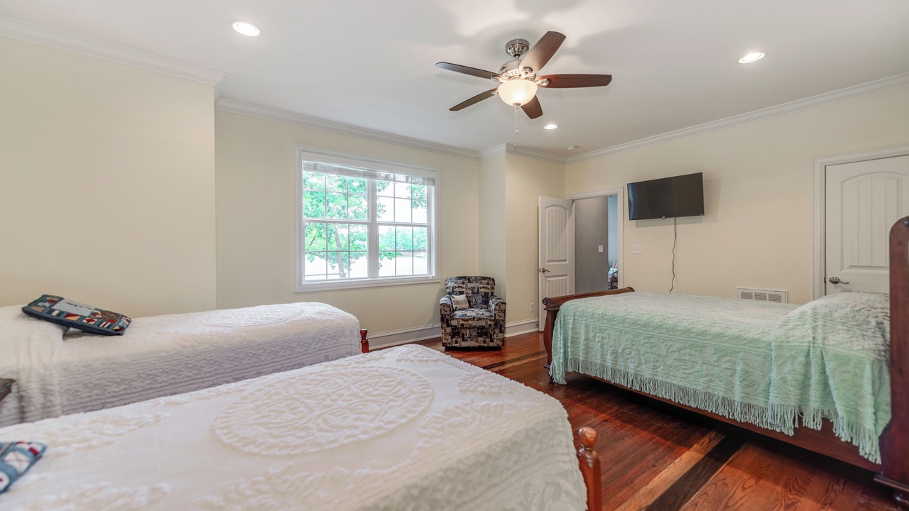 Photo of Bedroom in Clover