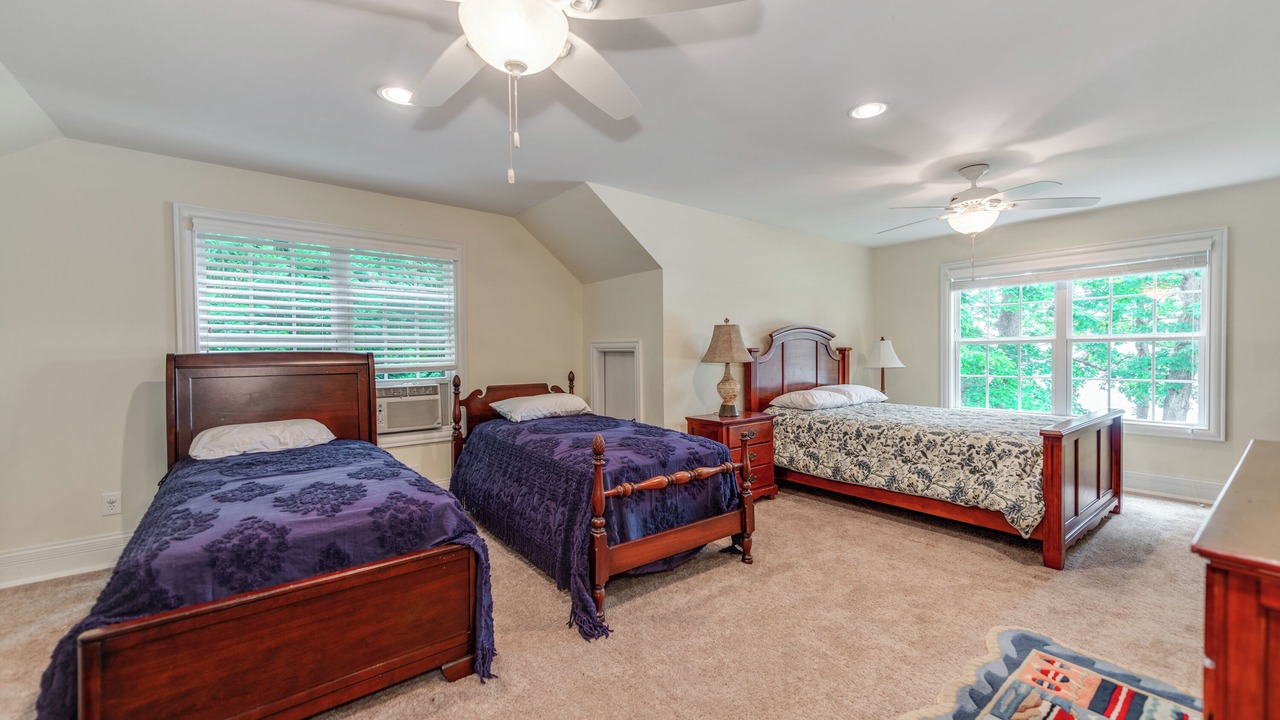 Photo of Bedroom in Clover