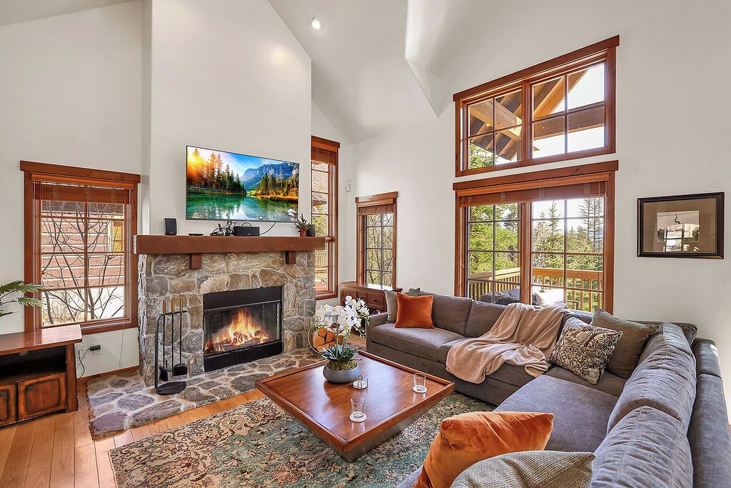 Photo of Livingroom in Tamarack Resort