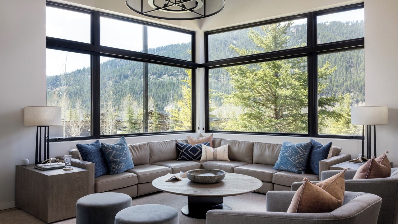 Photo of Livingroom in Hoback Junction