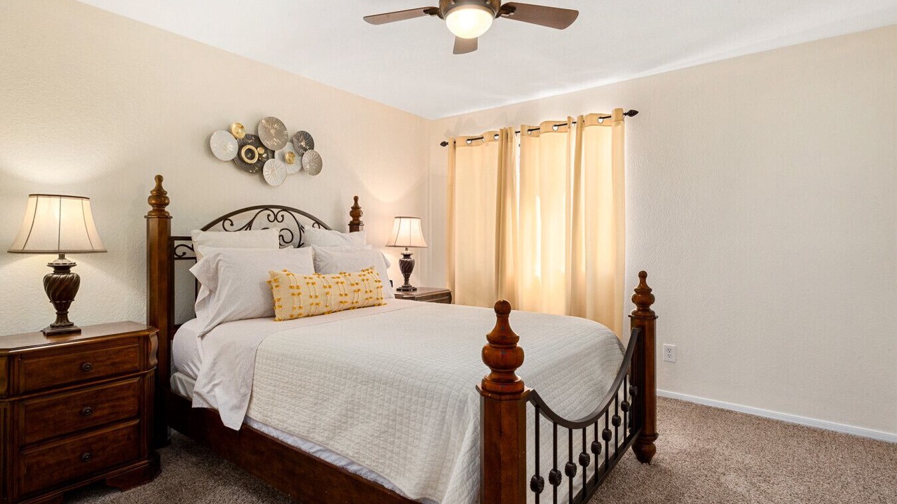 Photo of Bedroom in Arrowhead Lakes