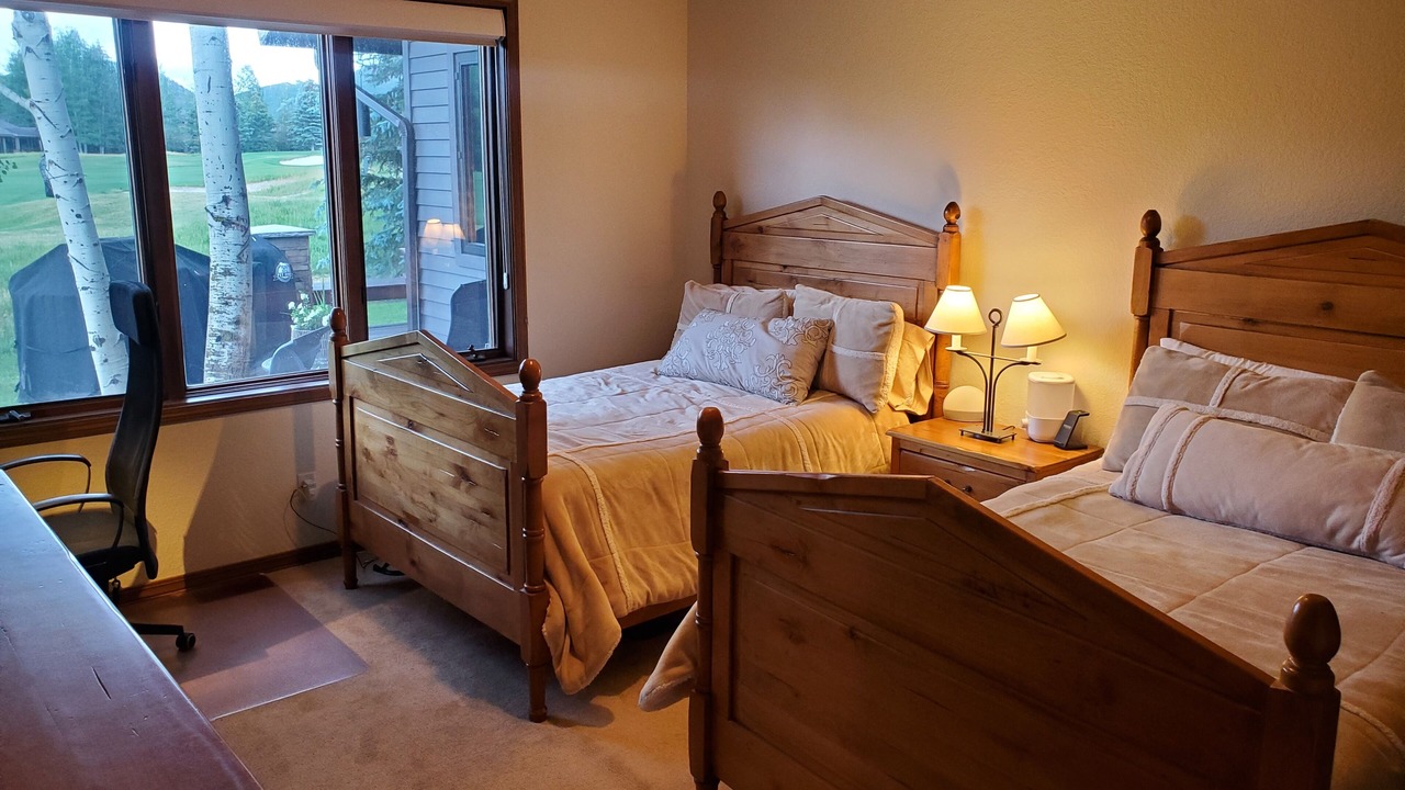 Photo of Bedroom in Park Meadows