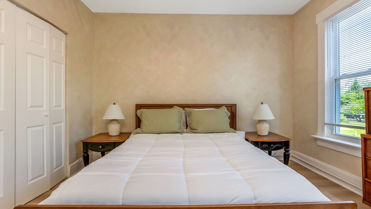 Photo of Bedroom in Franklin Park