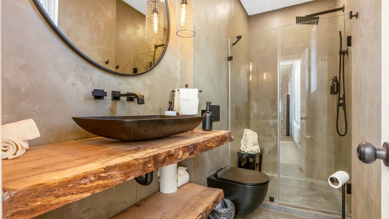 Photo of Bathroom in Franklin Park