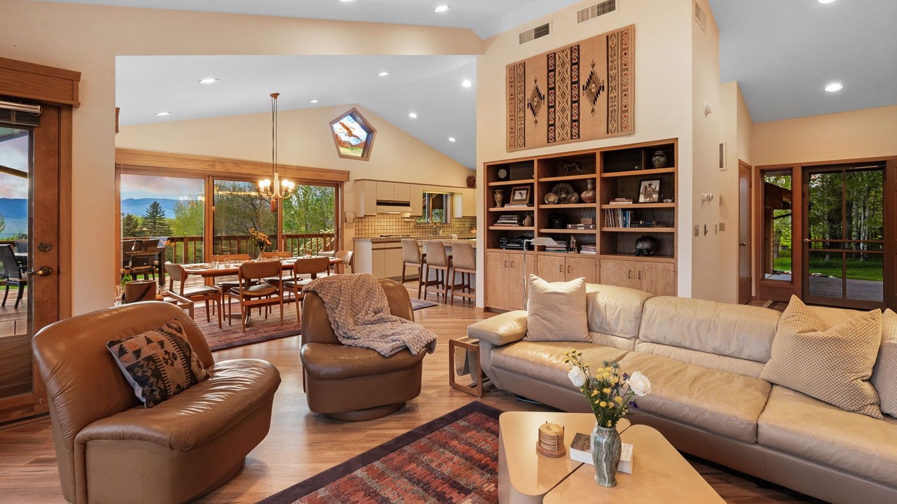 Photo of Livingroom in Livingston