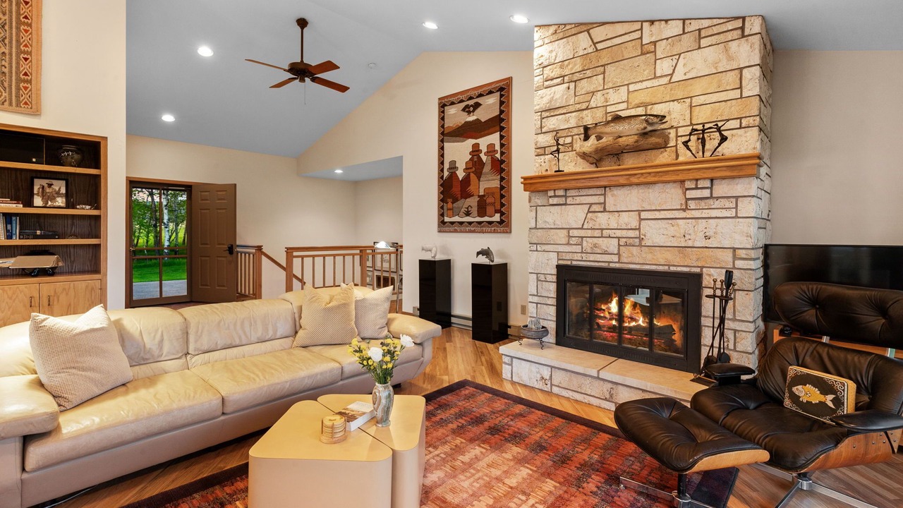 Photo of Livingroom in Livingston