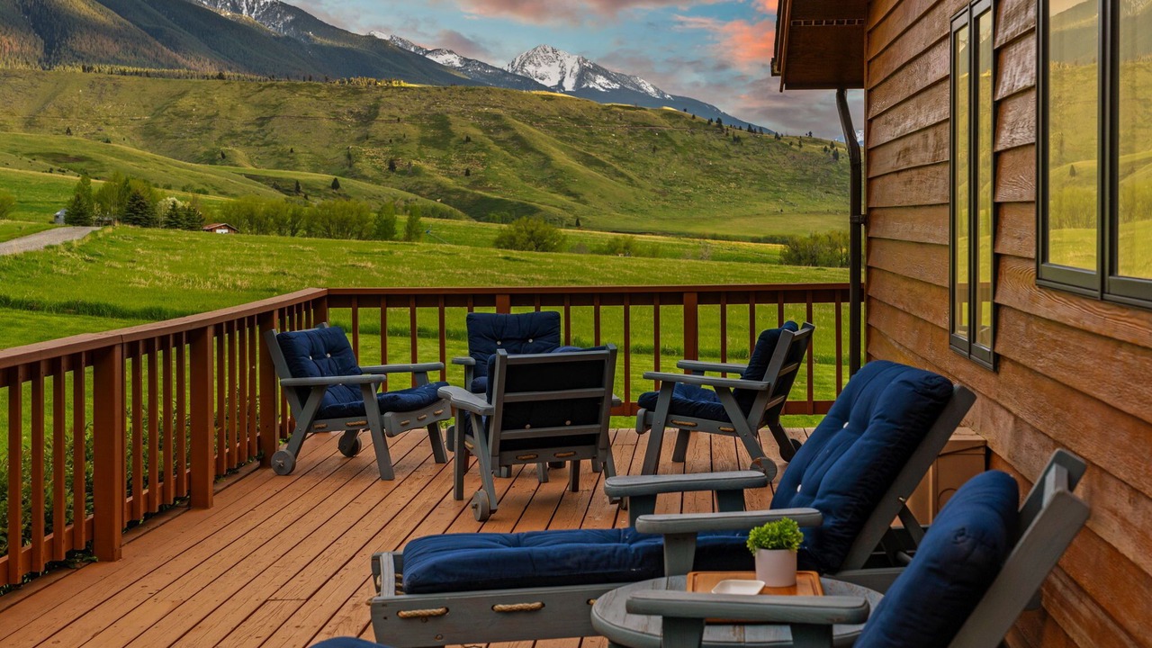 Photo of Patio Balcony in Livingston