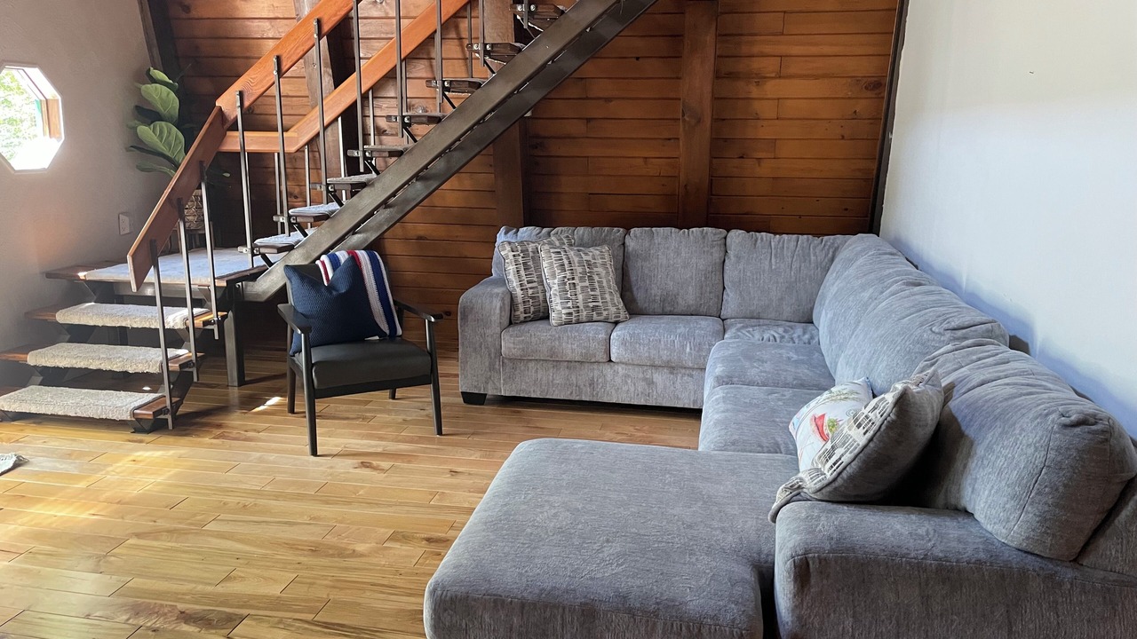 Photo of Livingroom in Treasure Lake