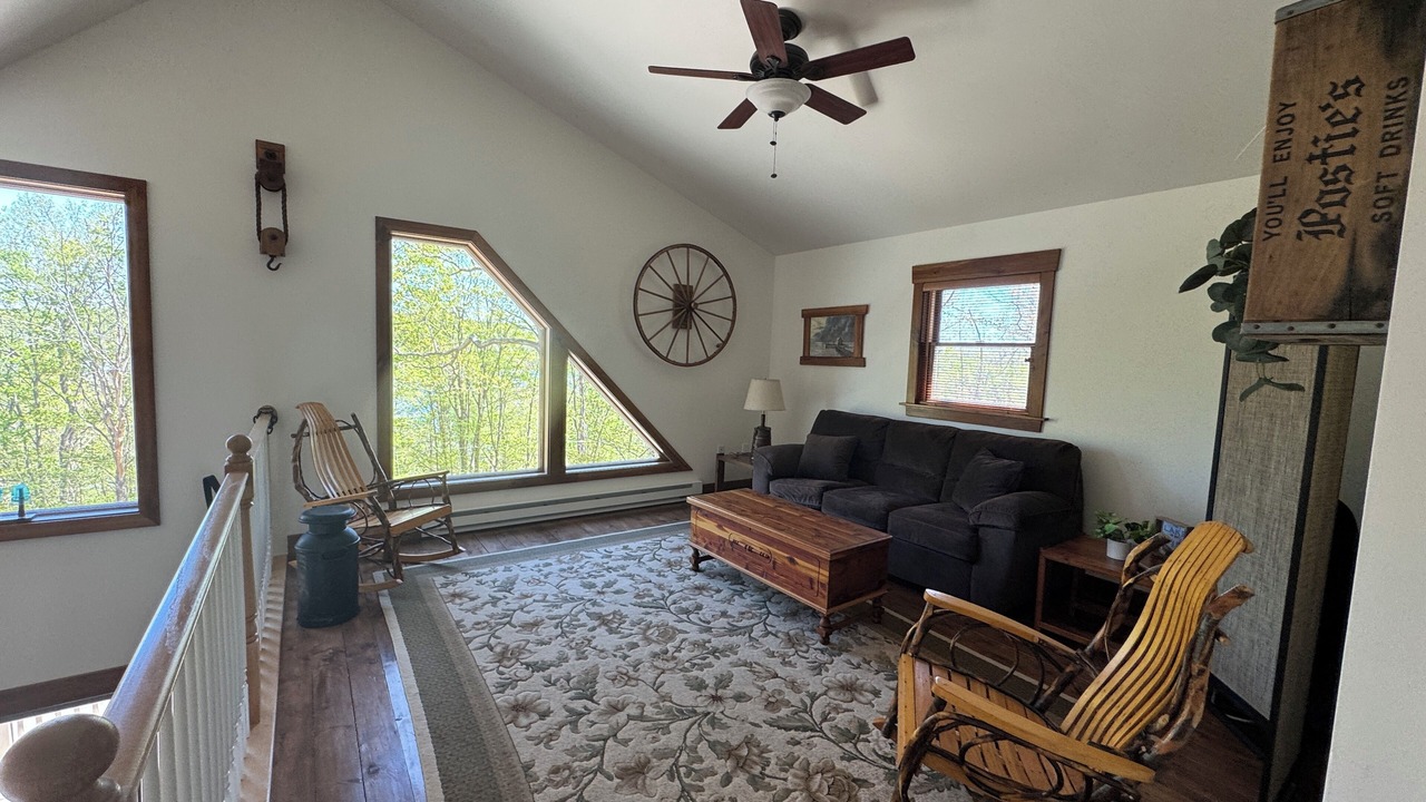 Photo of Livingroom in Wallenpaupauk Lake Estates