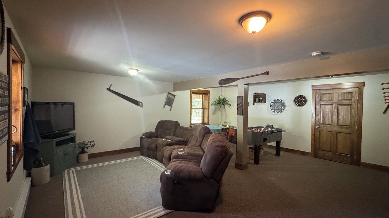 Photo of Livingroom in Wallenpaupauk Lake Estates