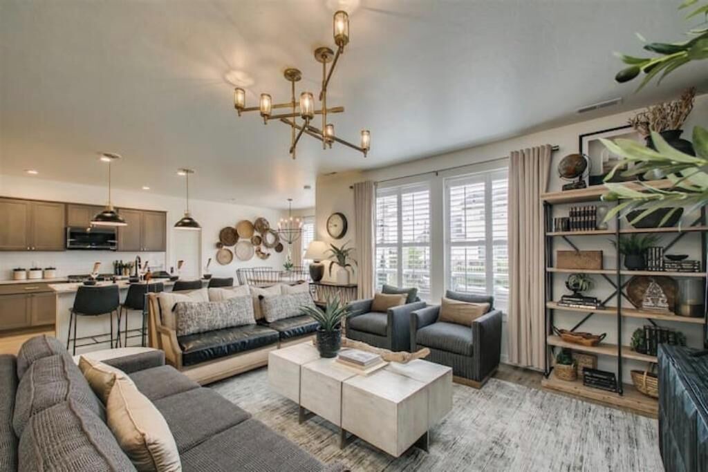 Photo of Livingroom in Eagle
